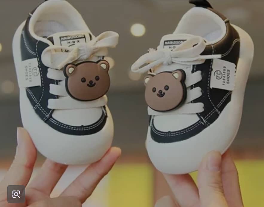 حذاء الاطفال الاصلي الرائع